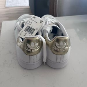 BNIB Adidas Stan Smith White & Gold size 9